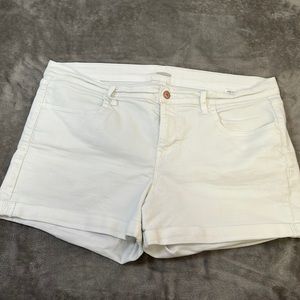 Old Navy white denim shorts, 16